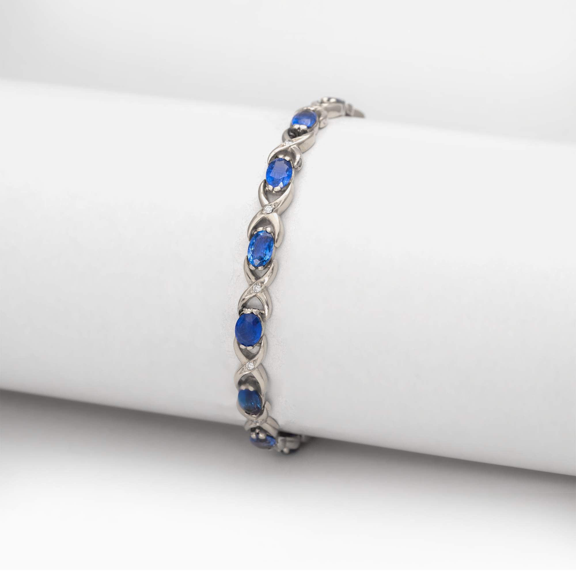 Blue Sapphire 12 Stones