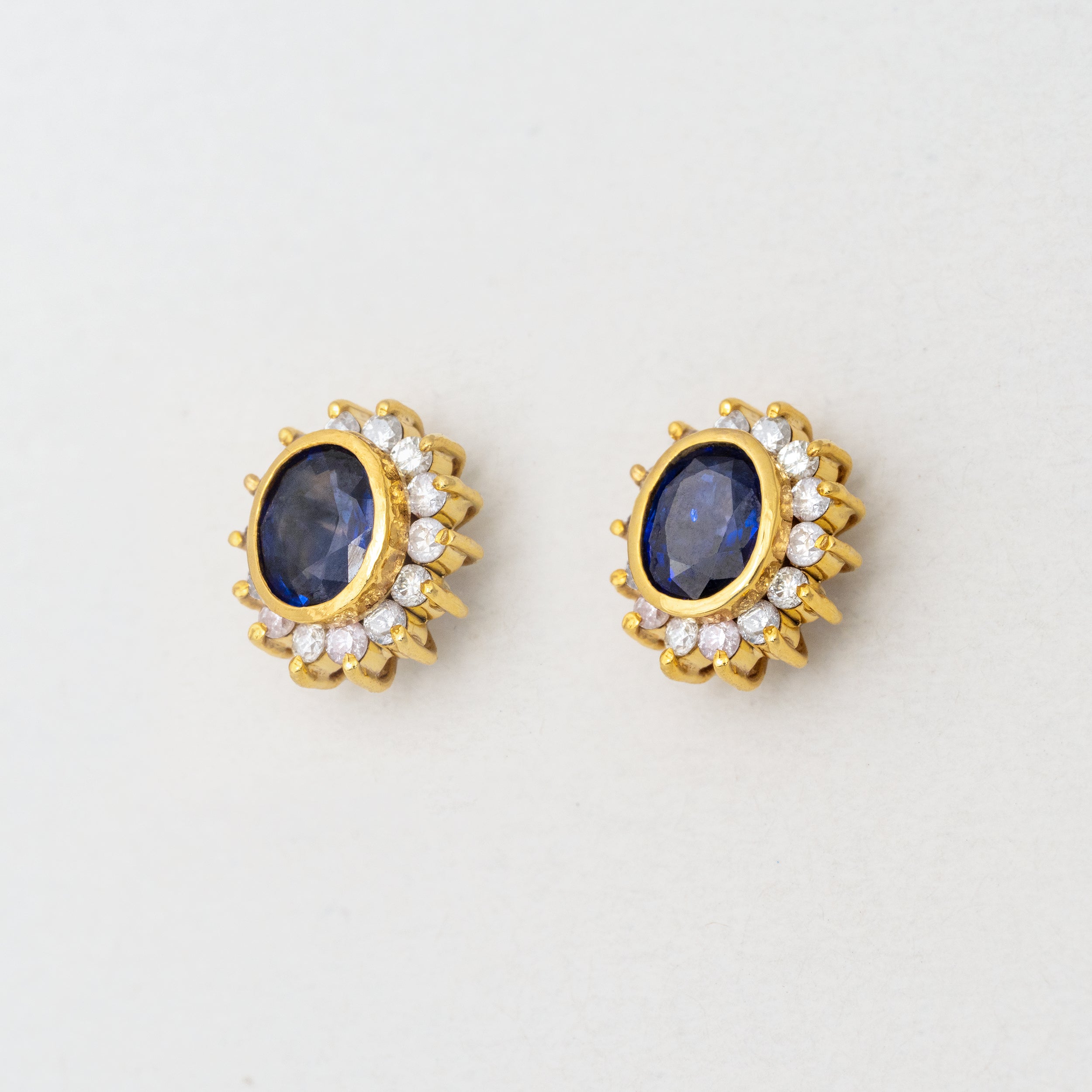 Blue Sapphire & Diamond